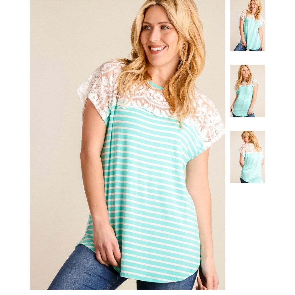 ✨Host pick!✨ crochet top with lace
